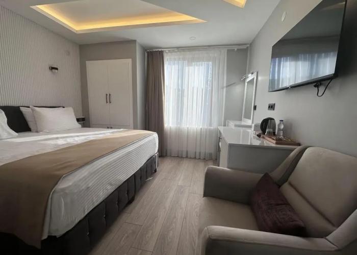 Beyaz Köşk Hotel & Cafe