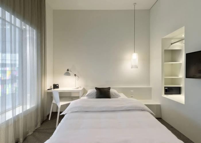 Trafo Hotel