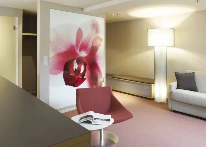 BLUME. - Baden Hotel & Restaurant