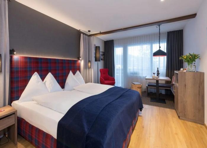 Mountain Plaza Hotel
