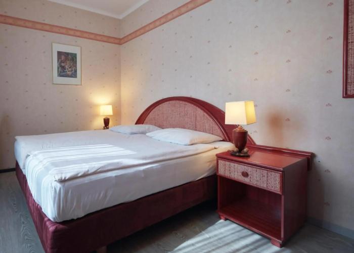 Hotel Crystal