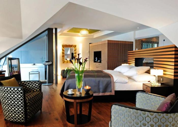 Penthouse by Art Deco Hotel Montana