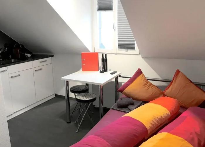 Hitrental Station Apartments