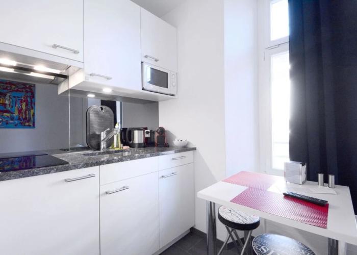 Hitrental Station Apartments