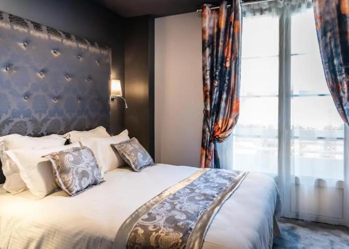 BRIT HOTEL PRIVILEGE LISIEUX – La Villa des Arts