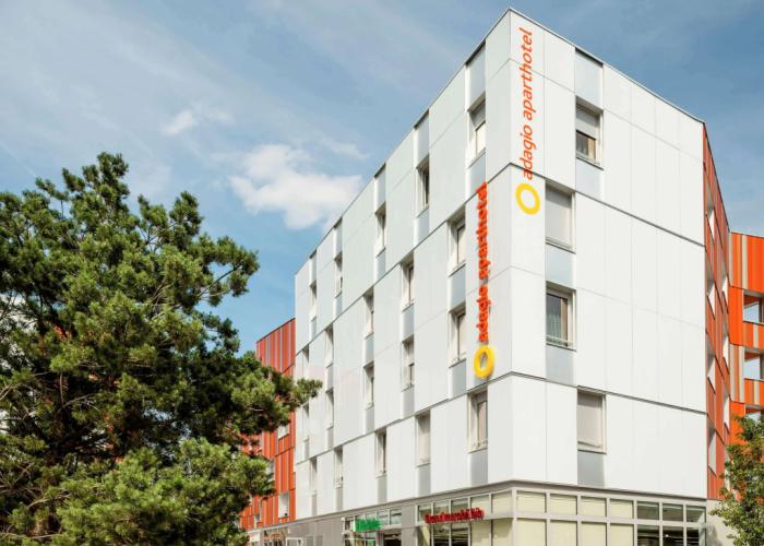 Aparthotel Adagio Access Paris Massy Gare TGV