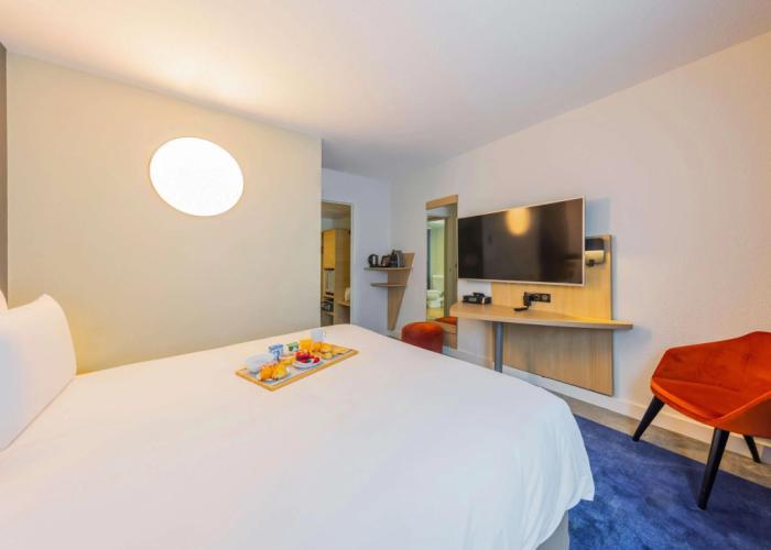 Mercure Paris Massy Gare TGV