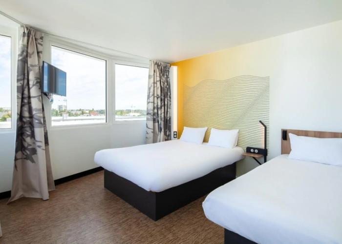 B&B HOTEL MASSY Gare TGV
