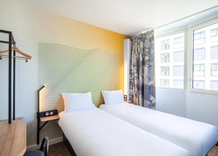 B&B HOTEL MASSY Gare TGV