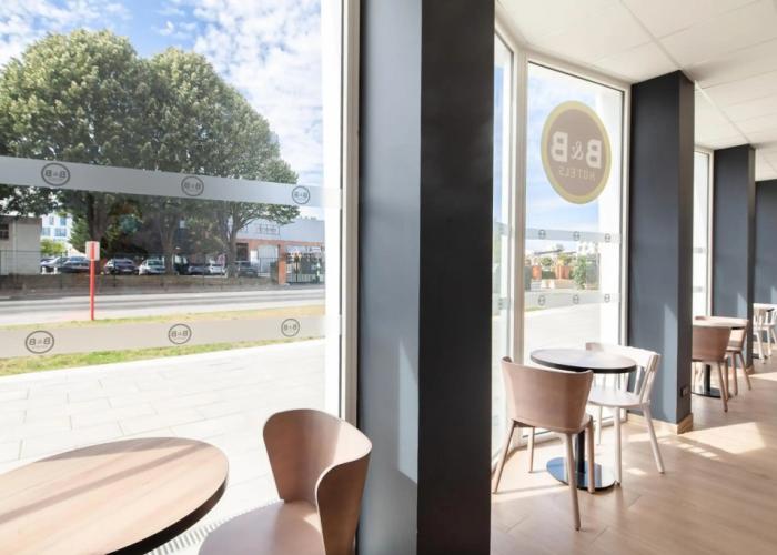 B&B HOTEL MASSY Gare TGV