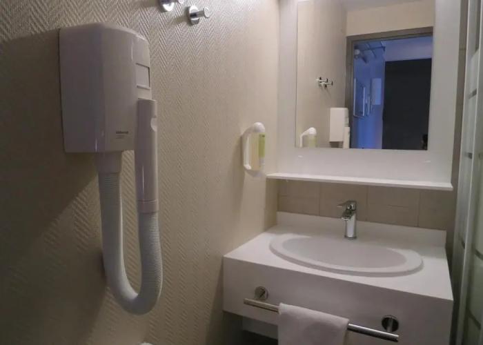 Hôtel Wood Inn Bordeaux Aeroport