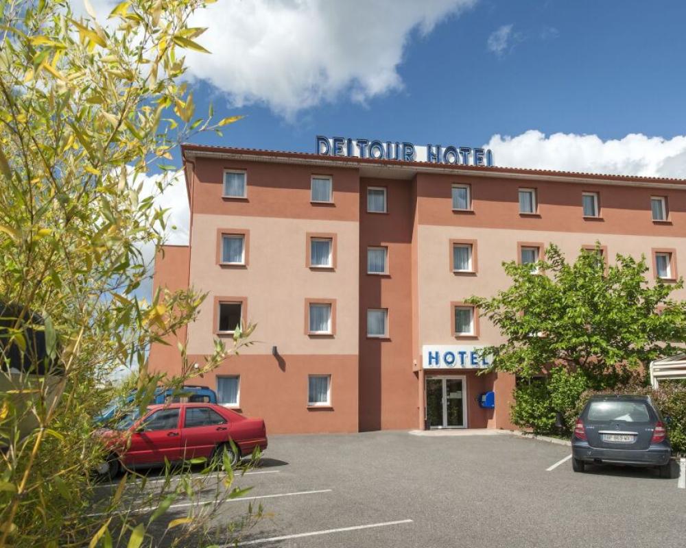 Brit Hotel Confort Montauban