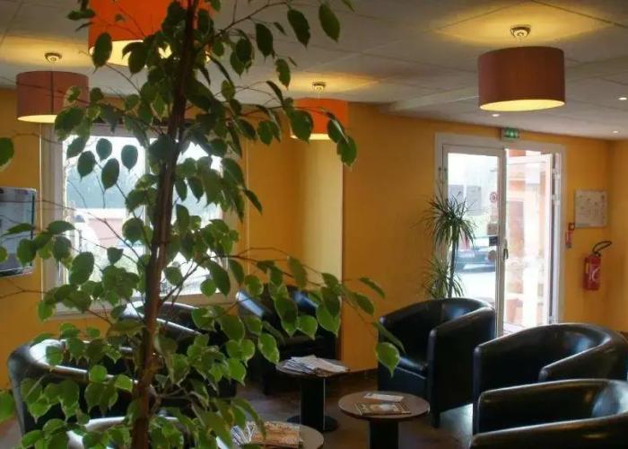 Brit Hotel Confort Montauban