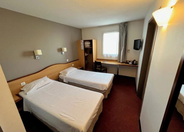 Brit Hotel Confort Montauban