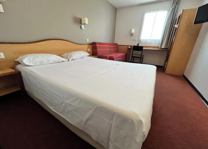 Brit Hotel Confort Montauban
