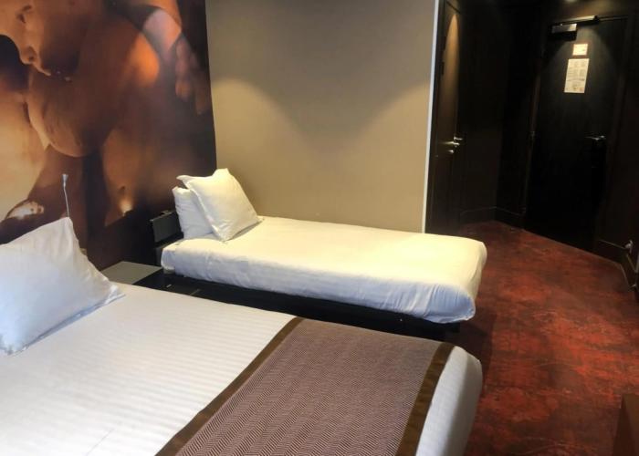 Hotel Sixteen Paris Montrouge