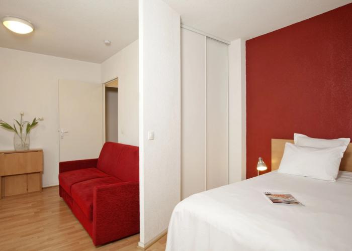 Séjours & Affaires Paris Nanterre