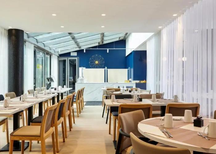 Residence Mercure Paris La Defense Grande Arche