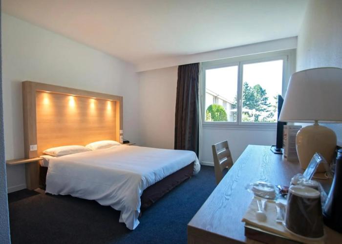 Hotel Kyriad Nemours