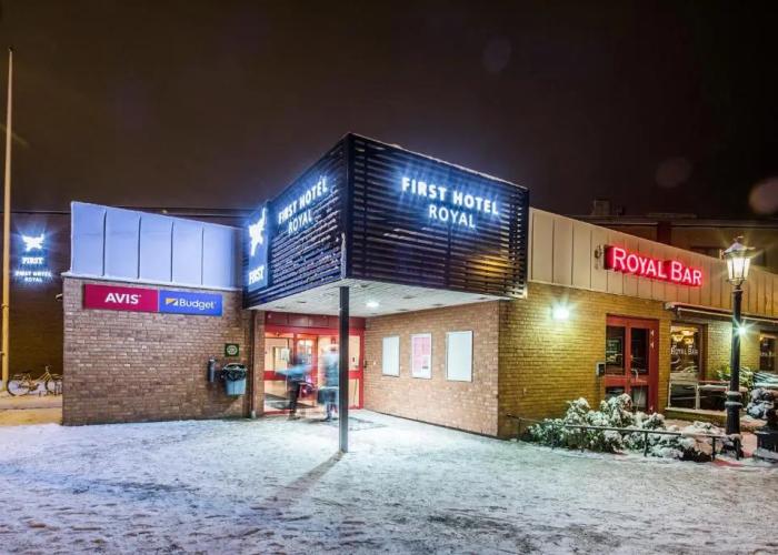 First Hotel Royal
