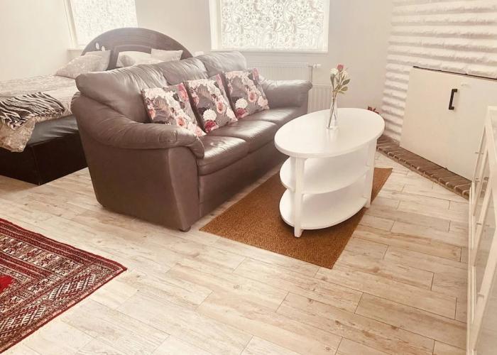 Charming Studio Flat In Sollentuna, Stockholm