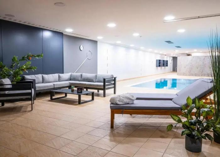 Feel Good Hotel