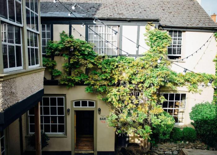 The Crown & Thistle