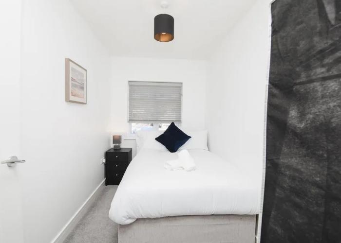 NEW 2BD Pontact Flat in the Heart of Didcot