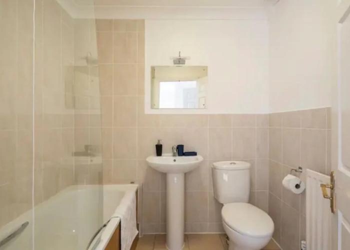 Abingdon House - 4 BR on the Marina