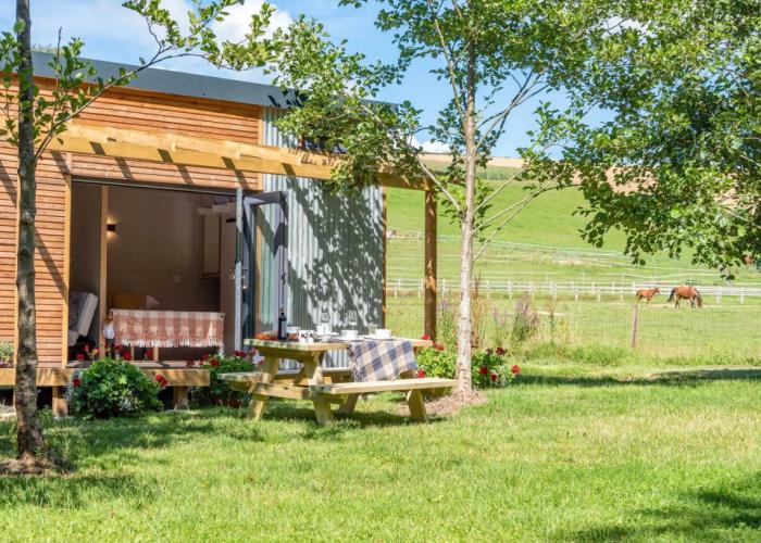Sunset Cabins at The Oaks Woodland Retreat