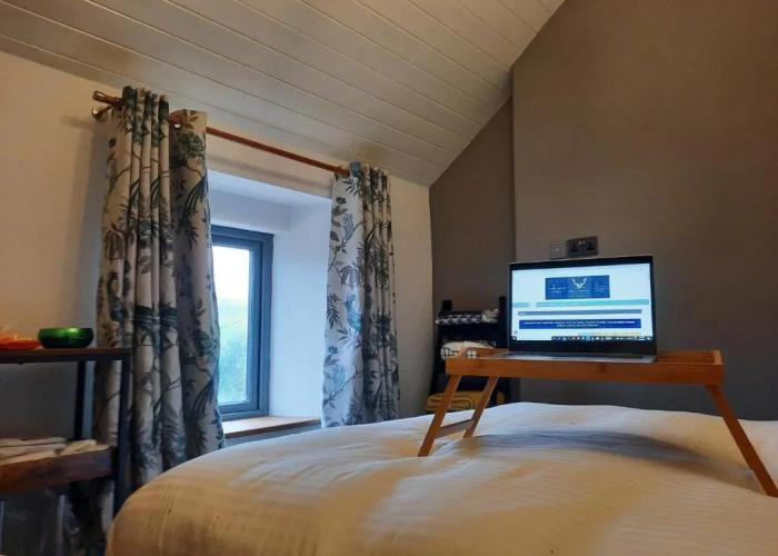 Longstone Bed and Breakfast
