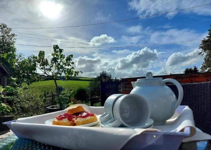 Longstone Bed and Breakfast