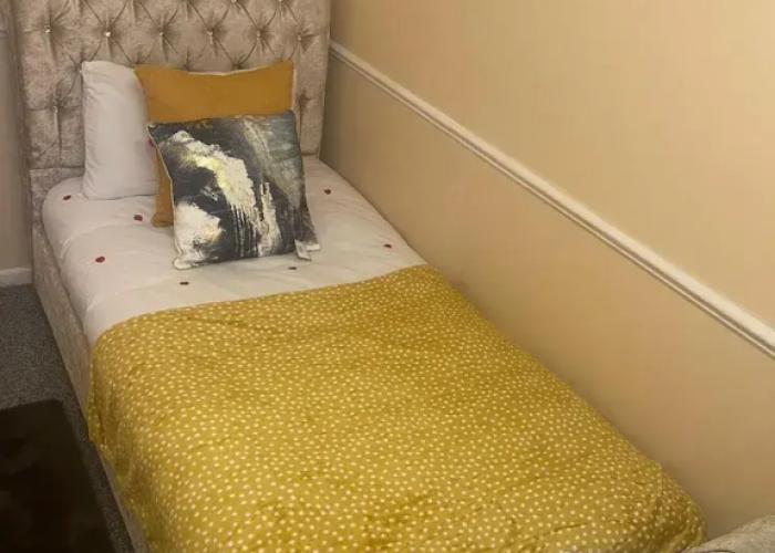 Cozy Basildon Retreat With 3 Bedrooms Free Parking