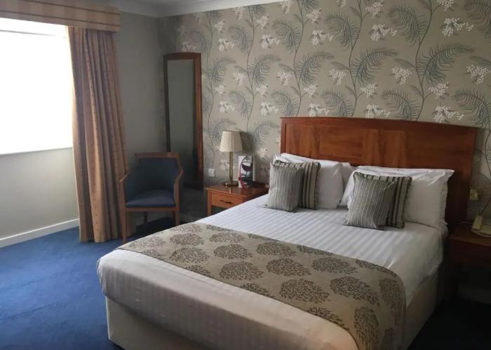 Red Lion Hotel