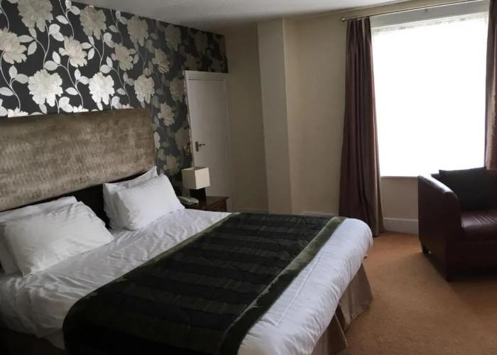 Red Lion Hotel