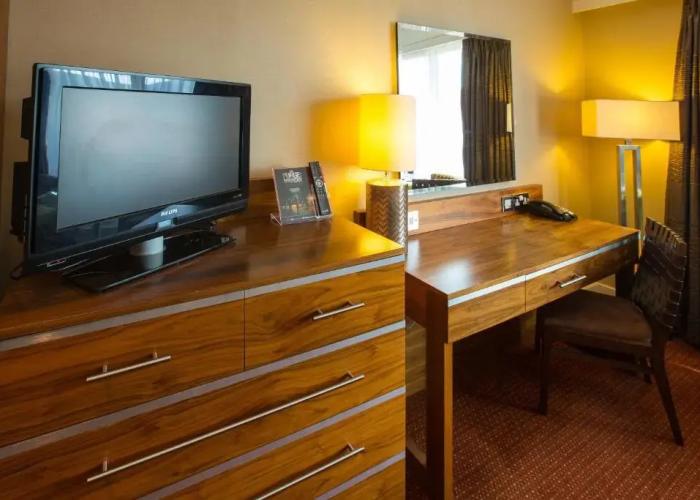 Hampshire Court Hotel & Spa