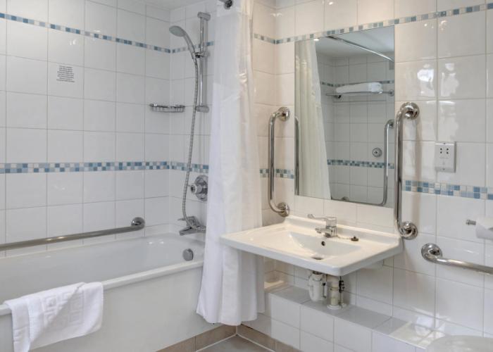 Holiday Inn Basingstoke by IHG