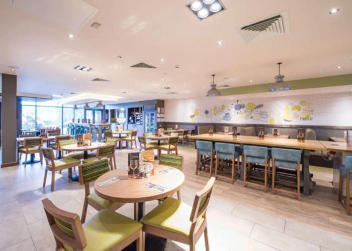 Premier Inn Basingstoke Town Centre Hotel