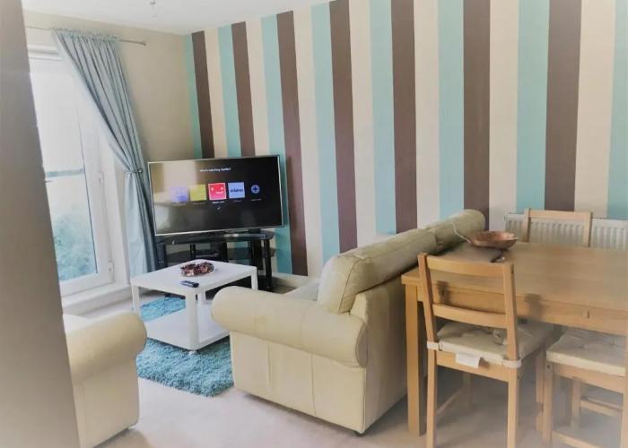 Central 2 bedroom apartment