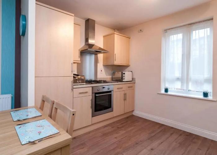 Central 2 bedroom apartment
