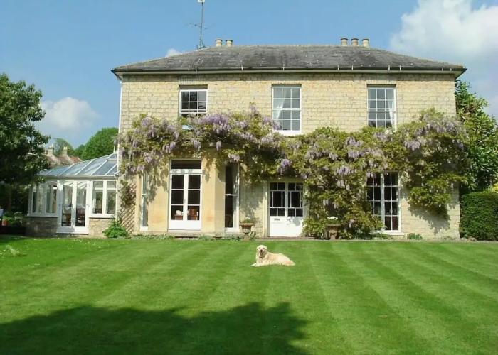 Weston Lawn