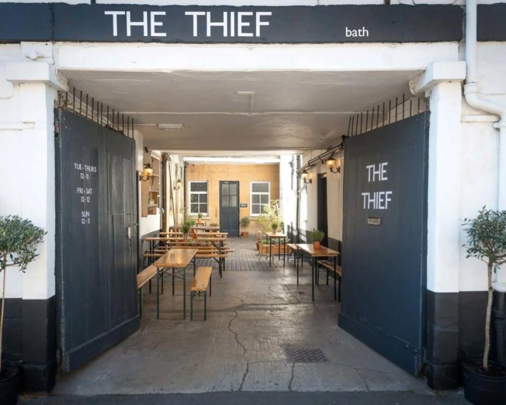 фото The Thief