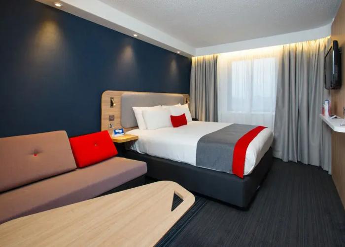 Holiday Inn Express Bath by IHG