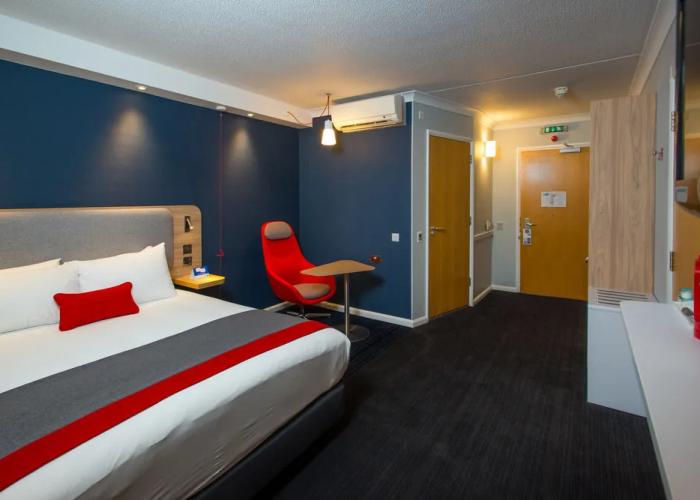 Holiday Inn Express Bath by IHG