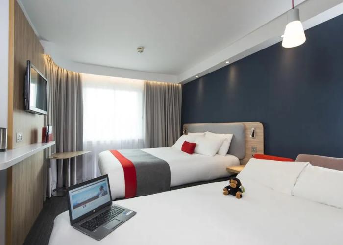 Holiday Inn Express Bath by IHG