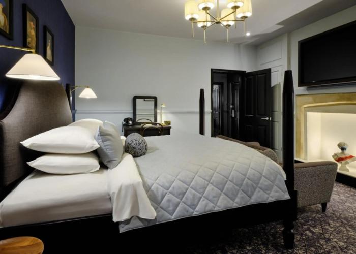 Abbey Hotel