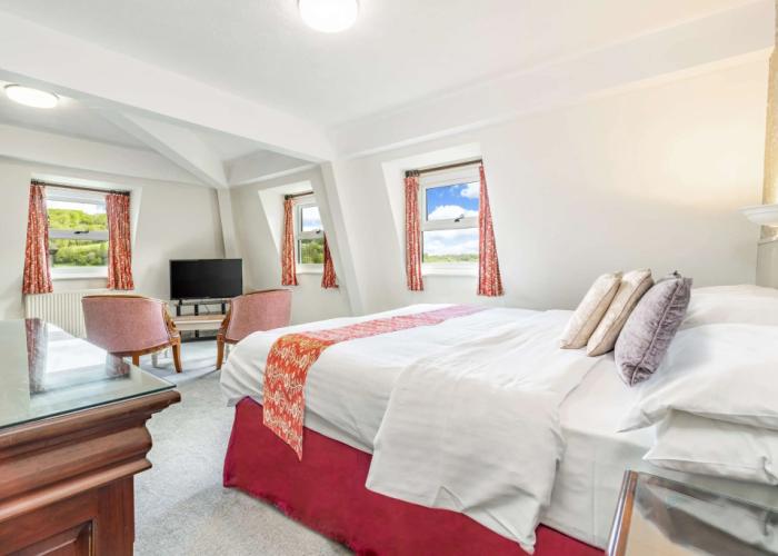 Best Western Limpley Stoke Hotel