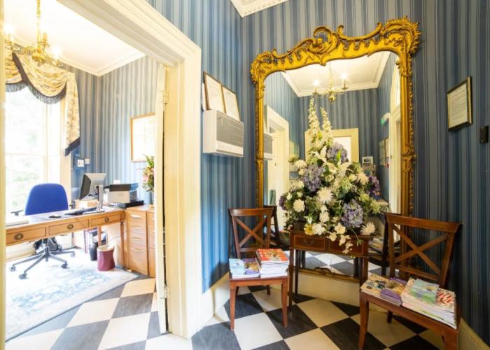 OYO Bailbrook Lodge, Bath