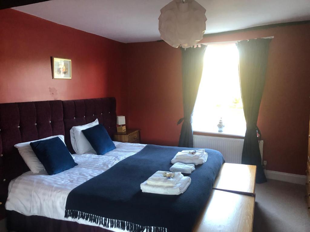 The Mug House Inn & Restaurant