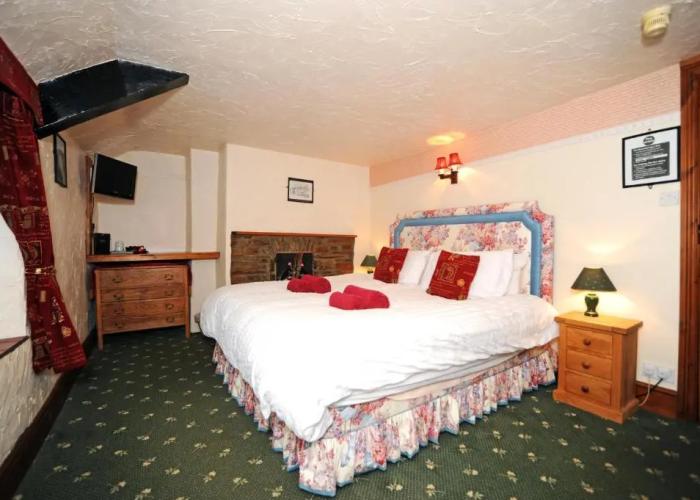 The West Country Inn